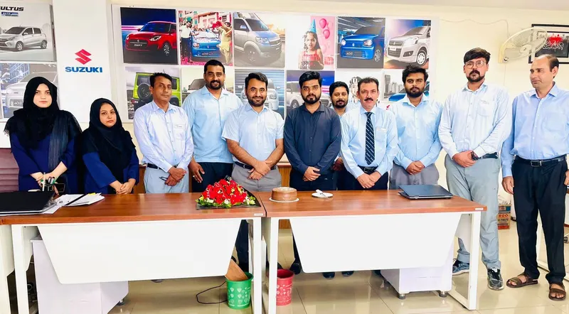Suzuki Sandal Bar Motors, Car dealer in Faisalabad