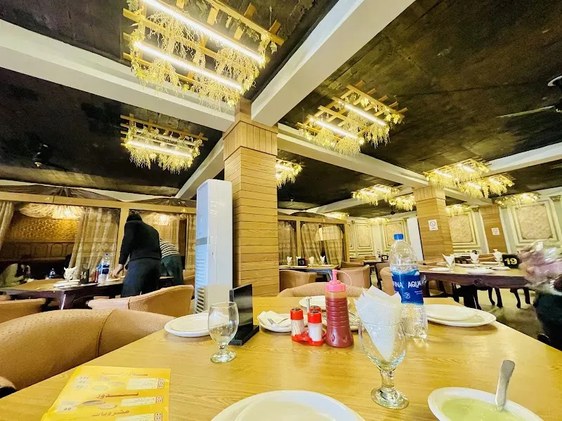 Charsi Shinwari Tikka & BBQ Restaurant, Caucasian Restaurant in Mandi Bahauddin