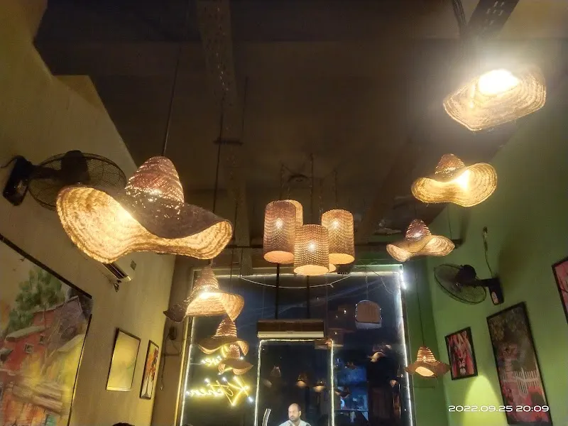 Pizza and Burger House, Joiyan Wala moor, Italian Restaurant in Joeiyanwala More