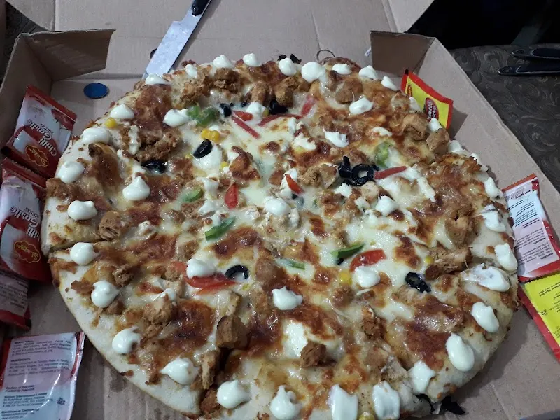 Crispy Bite Cafe, Cape Verdean Restaurant in Kasur