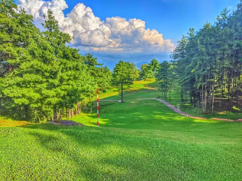 Chinar Golf Club, Hiking Club in بھوربن