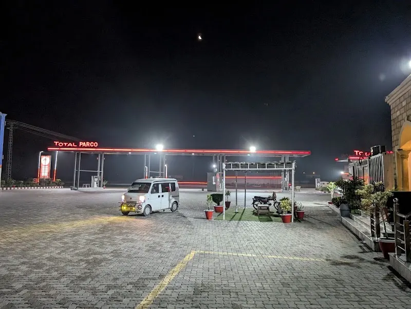 Mushtarka Taj Filling station, Gas Station in Muridke