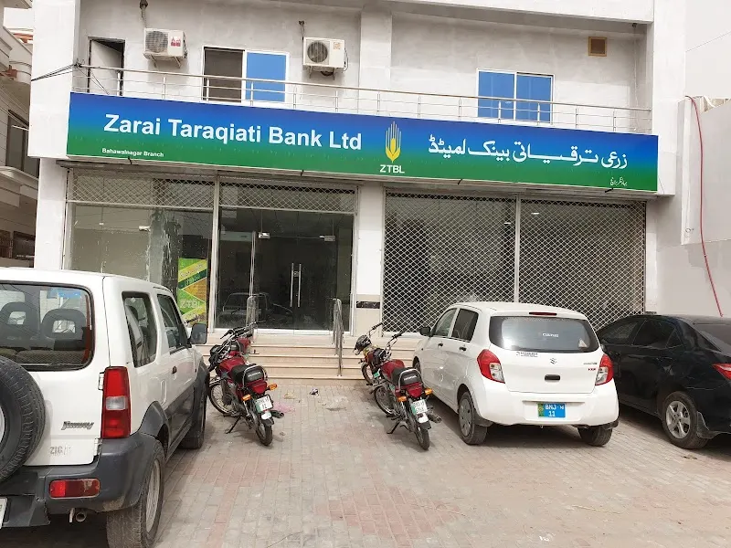 Khan Super Store, Pie Shop in Bahawalnagar