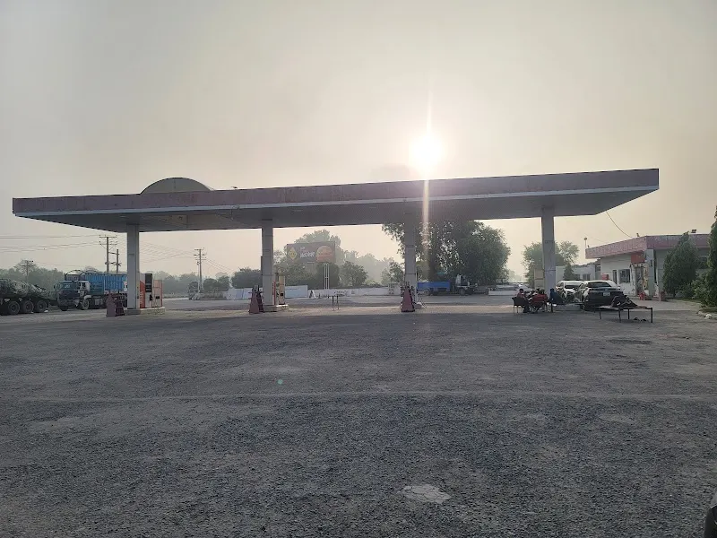 Shiraz Filling Station- Total Petrol Station, Gas Station in Sāhīwal