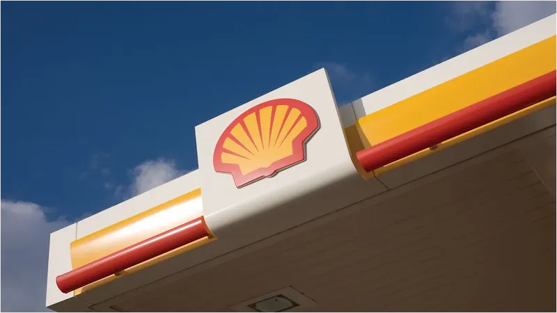 Shell, Gas Station in Lodhrān