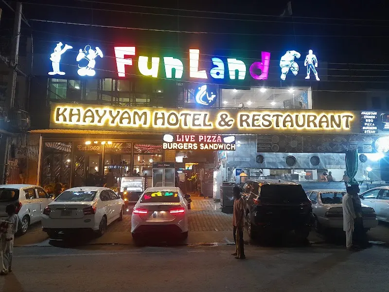 Khayyam Hotel & Restaurant, Chophouse Restaurant in Chiniot