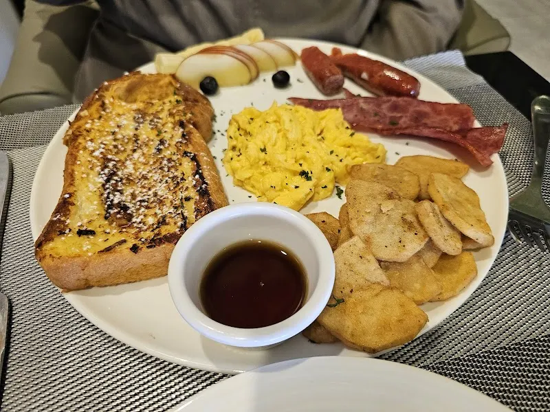 Eggcellent Resturant & Cafe, Georgian Restaurant in Faisalabad