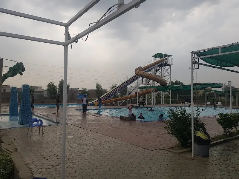 Splash Water Park Mandi Bahaudin, Skateboard Park in Mandi Bahauddin