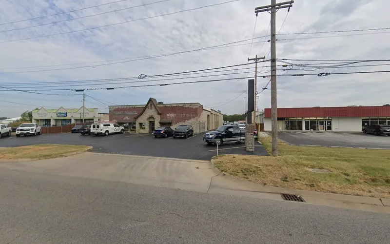 Hammer's Autoworks, Auto Body Shop in Springfield