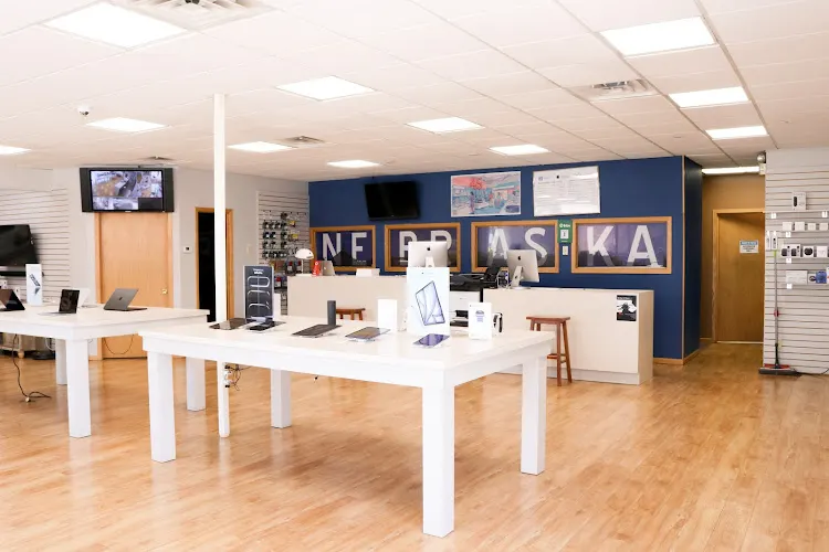 Computer Hardware Inc. - Apple Authorized Service Provider and Premier Partner / Lenovo Business Partner, Mobile Phone Repair in Kearney