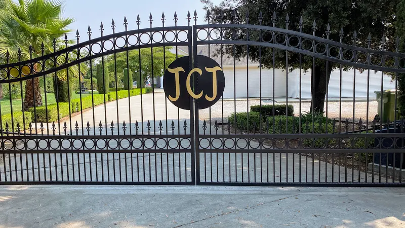 Local Gate Service