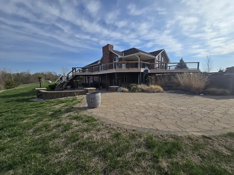 Renown Decks and Exteriors, Deck Builder in Council Bluffs