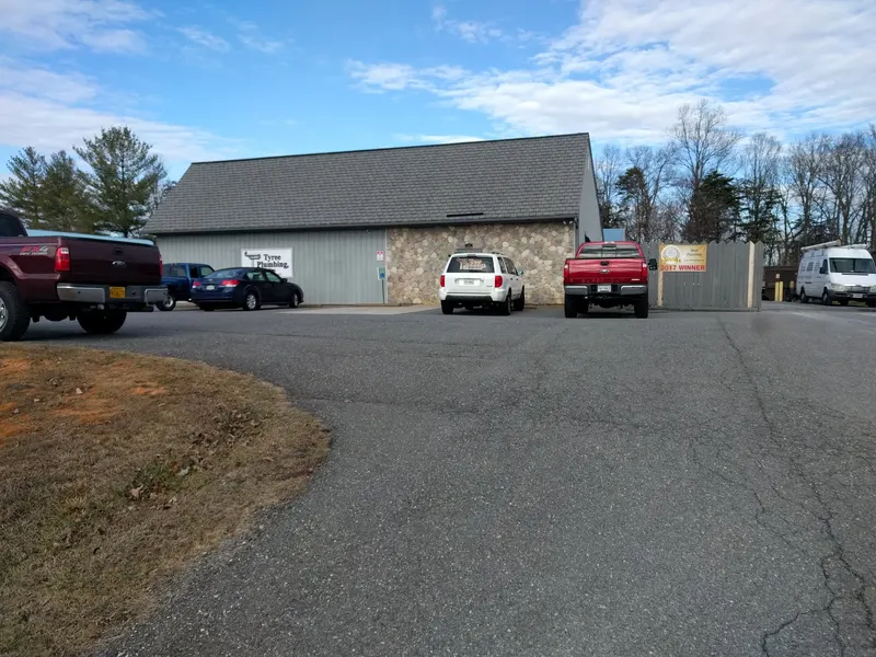 Tyree Plumbing Inc, plumber in 519 Crowell Ln
