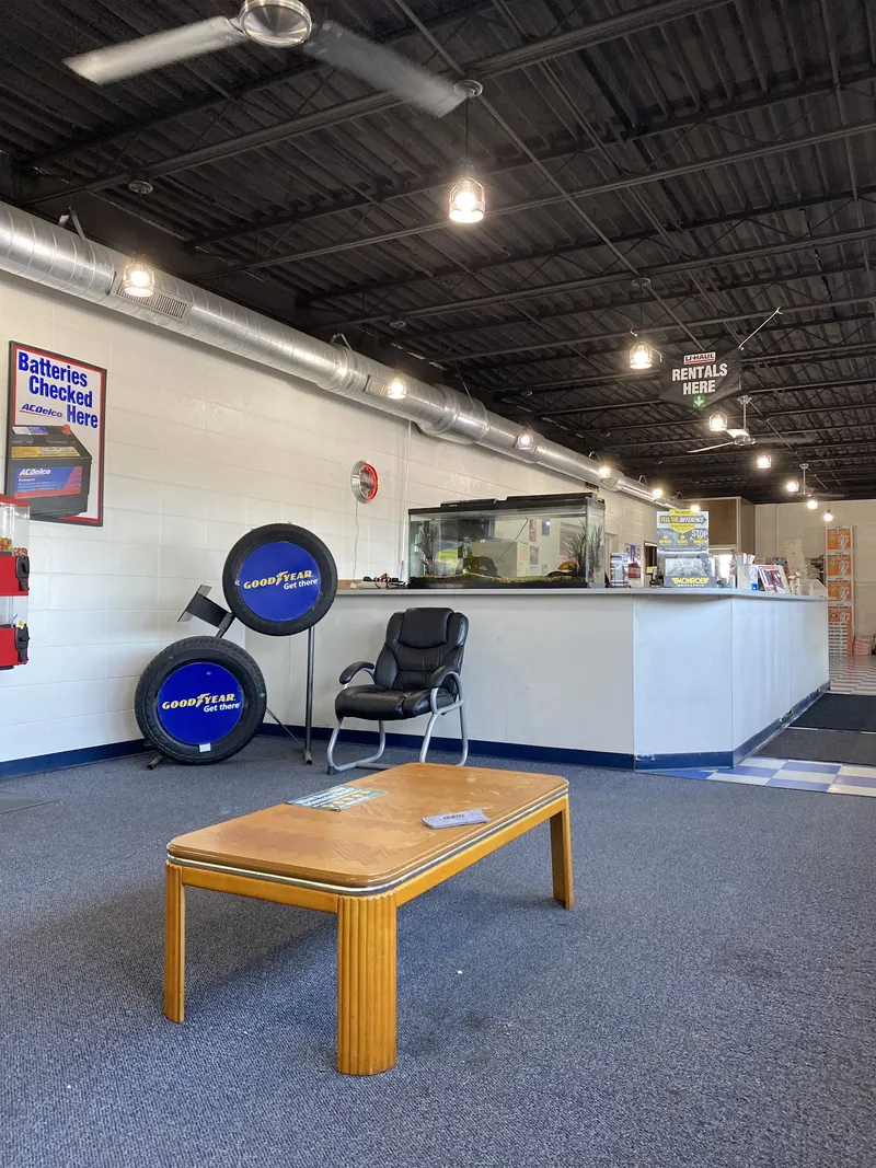 Gordon's No 1 Services & Tire, Auto Repair in Brookfield