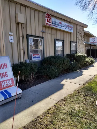 Kusch's Automotive, Auto Repair in Wauwatosa