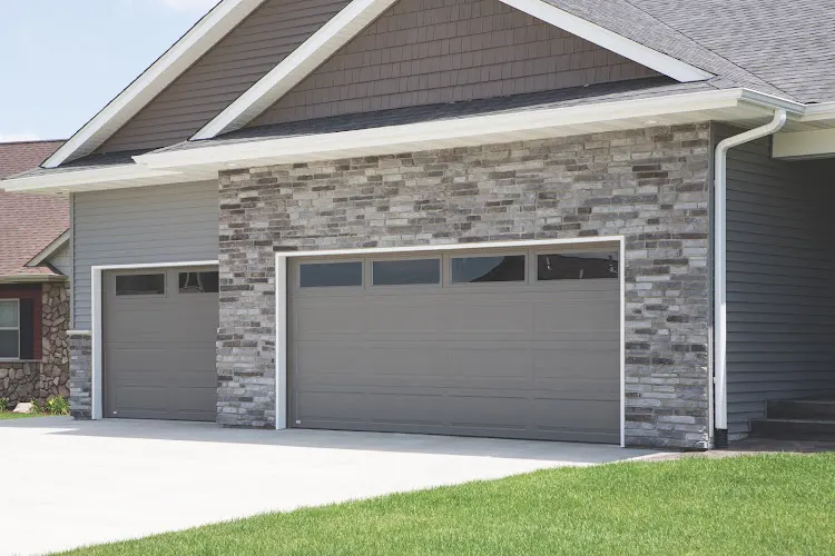 Overhead Door Co of Council Bluffs, Garage Door Repair in Council Bluffs