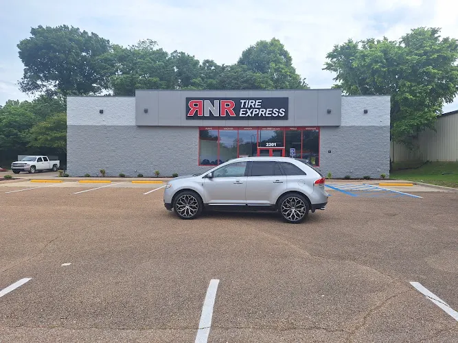 RNR Tire Express (Vicksburg, MS), tire shop in Vicksburg