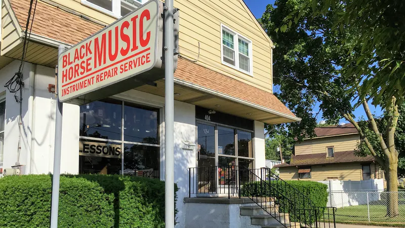 Black Horse Music, Musical Instrument Repair Shop in Runnemede