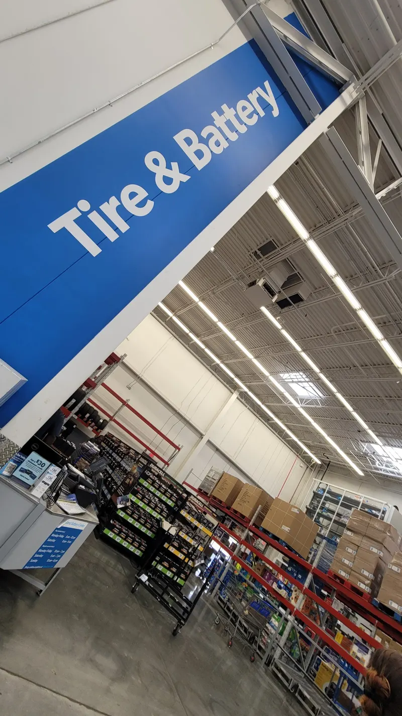 Sam's Club Tire & Battery, tire shop in Grand Forks