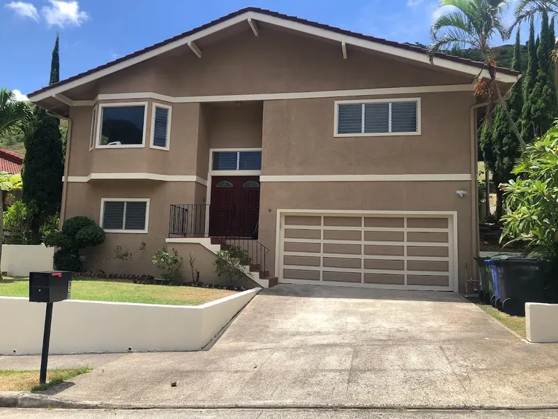 Oahu Pro Painters, Painter in Aiea