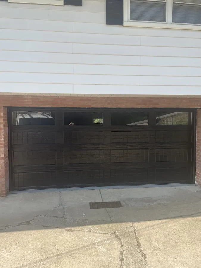 Varney Door Co Inc
