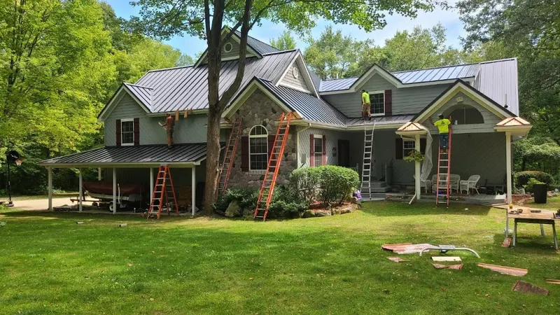 CS Roofing Company / FixRoof, Roofing Repair in Battle Creek