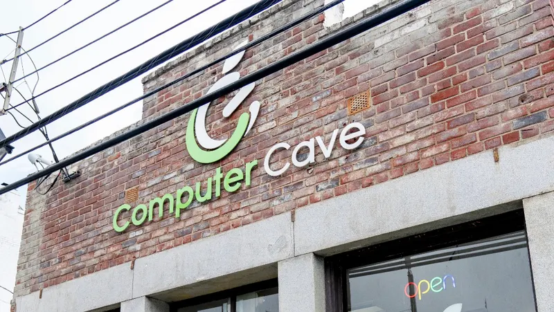 Computer Cave, Computer Repair Service in Richmond