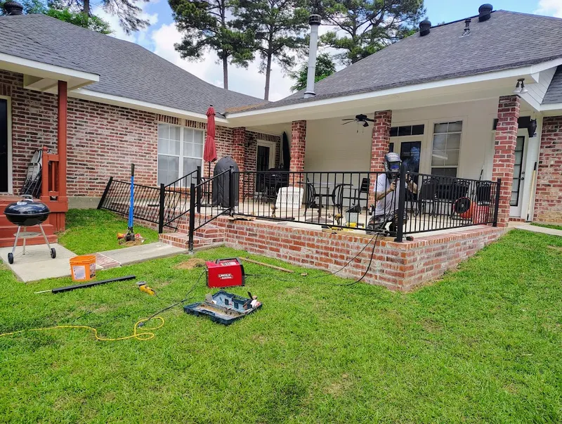 Andrew's Gates fencing and welding services, Fence Contractor in Shreveport