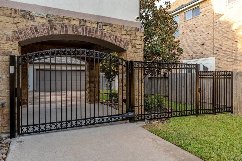 Automatic Gate Co, Fence Contractor in Houston