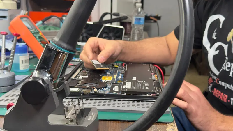 C & C Cellphone and Computer Repair, Mobile Phone Repair in Florissant