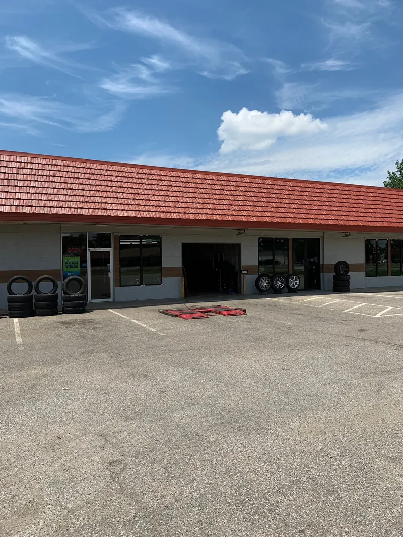 T.W Auto Repair & Tire Services, Auto Repair in Jeffersonville