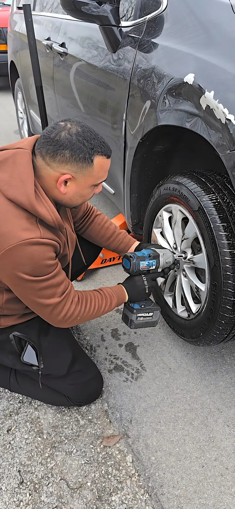 Tire Shop Mobile & Road Service 24/7, Auto Repair in Jeffersonville