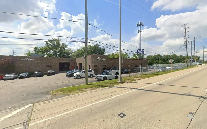 A & L Auto Body