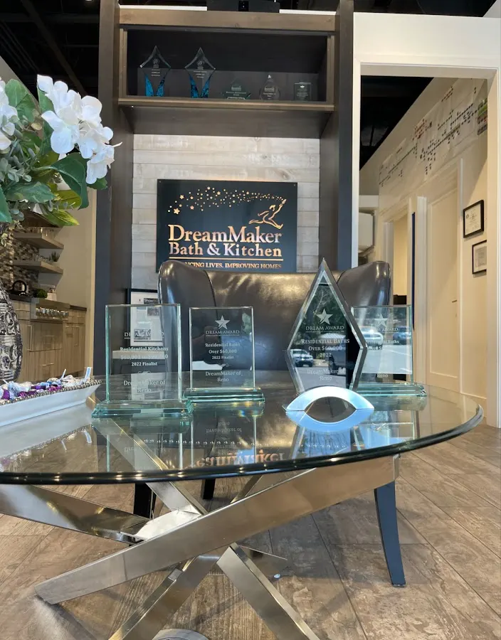 DreamMaker Bath & Kitchen, Kitchen Remodeler in Omaha