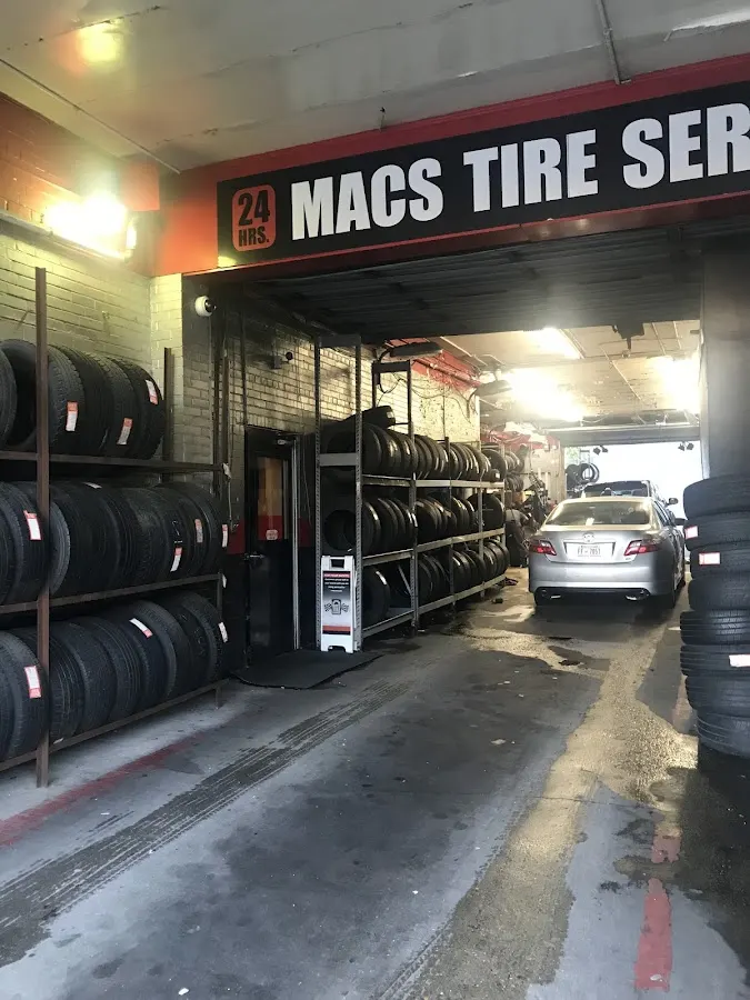 Mac's Tire Service, tire shop in Washington