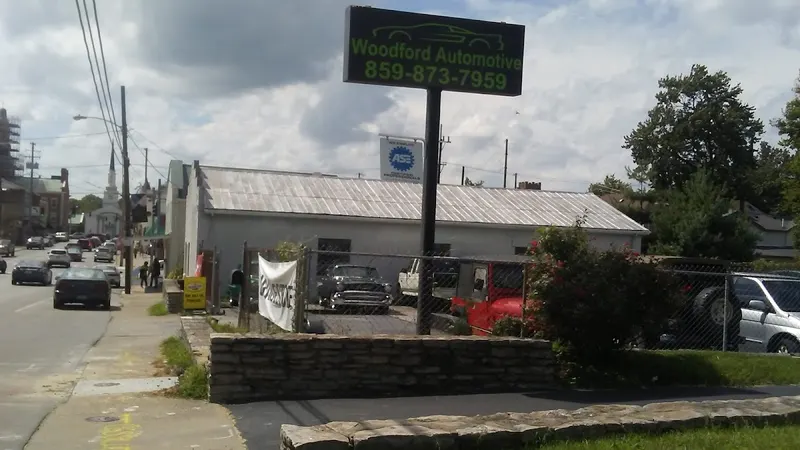 Woodford Automotive, Auto Repair in Versailles