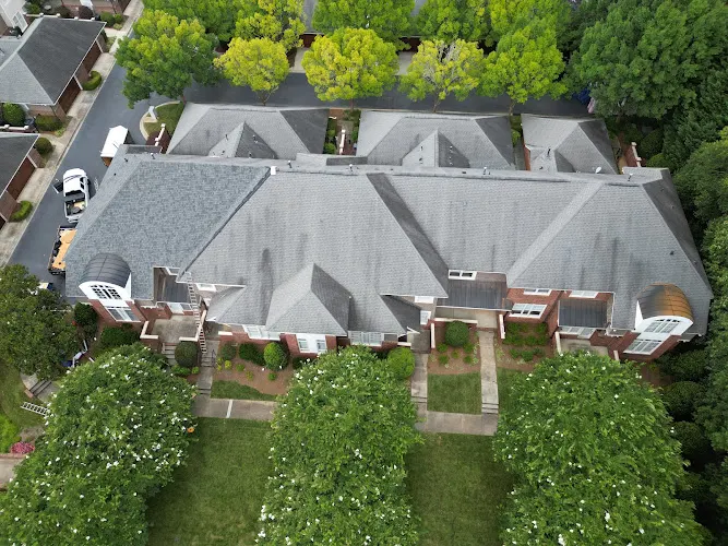 Brown's Roofing LLC