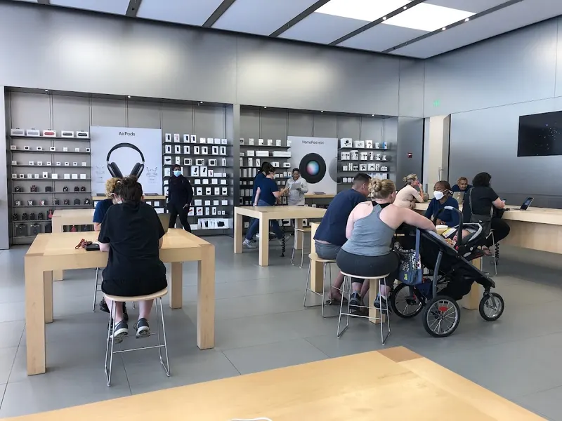 Apple New Haven, Electronics Repair Shop in New Haven