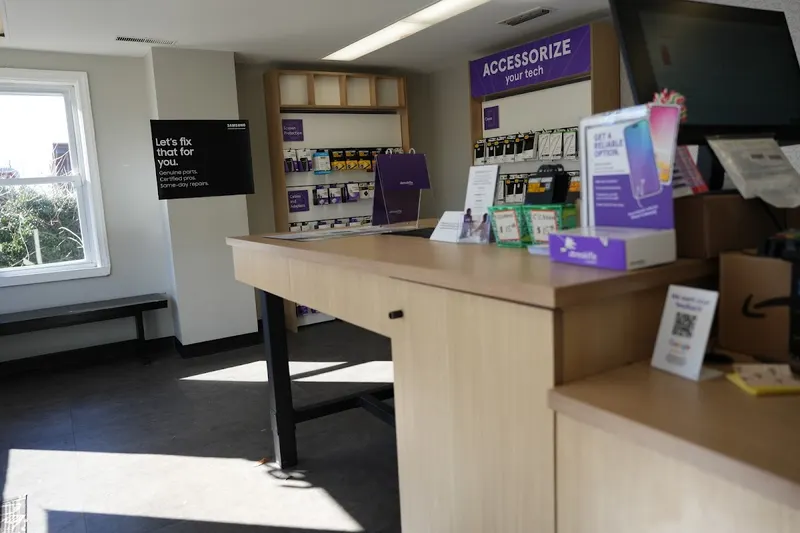uBreakiFix - Phone and Computer Repair, Mobile Phone Repair in North Chesterfield