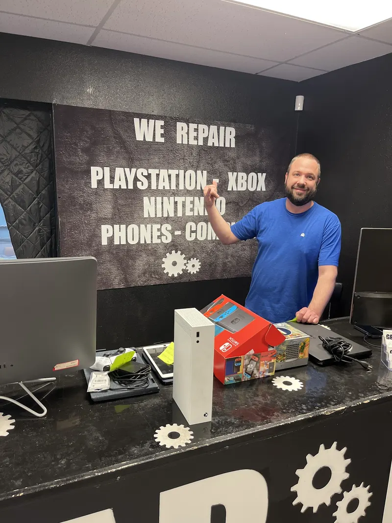 Gear Up Electronics, Electronics Repair Shop in Lincoln