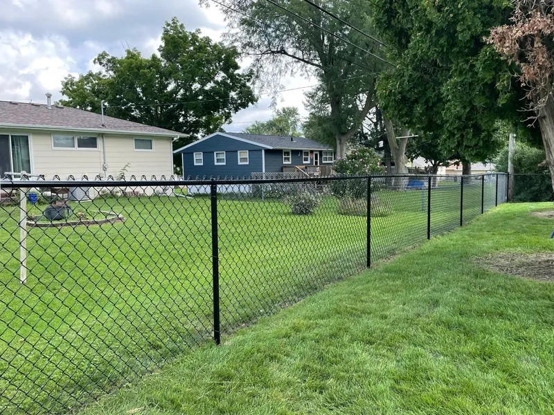 Lovewell Fence & Deck Inc