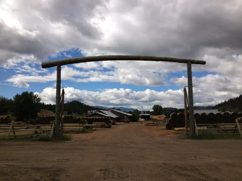 Marks Miller Post & Pole Inc., General Contractor in Clancy