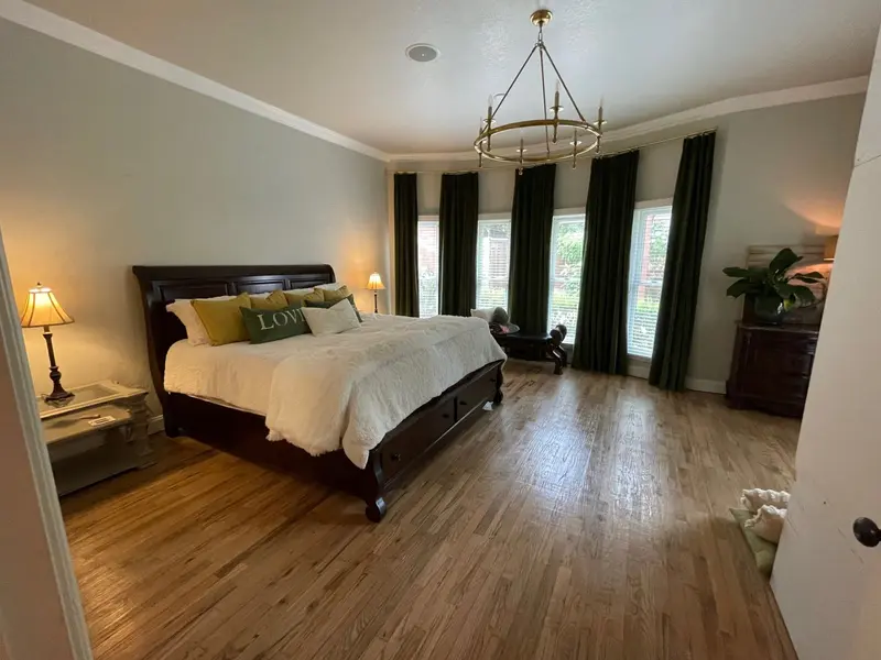 Hernandez Hardwood Floors, Inc., Flooring Contractor in Fort Worth