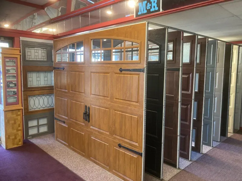 M & R Garage Doors