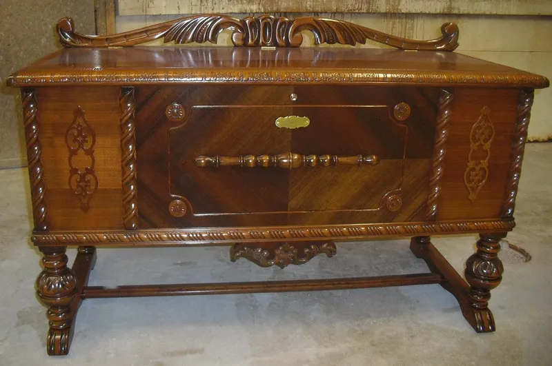 Victor Lia Refinishers, Furniture Repair Shop in Brecksville