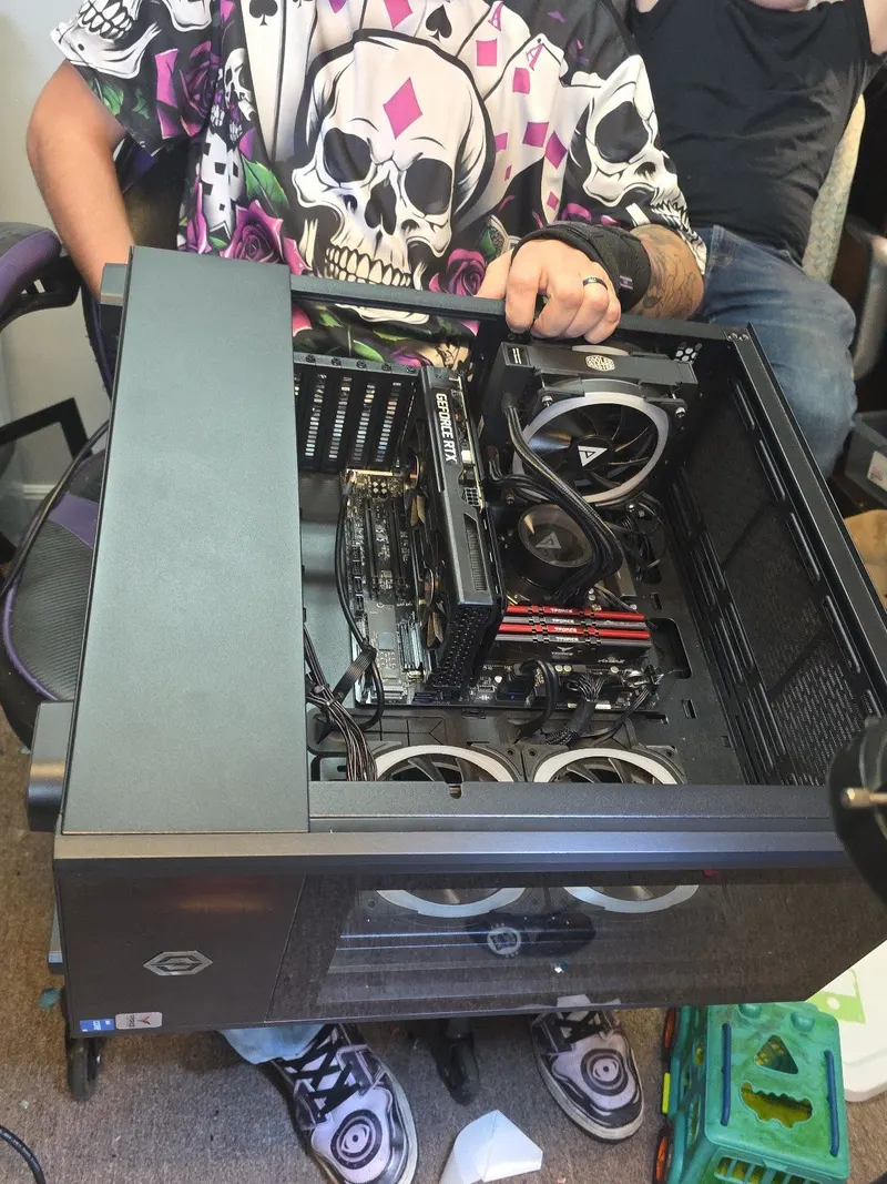 TazsTechTown, Repair Service in Kingsland