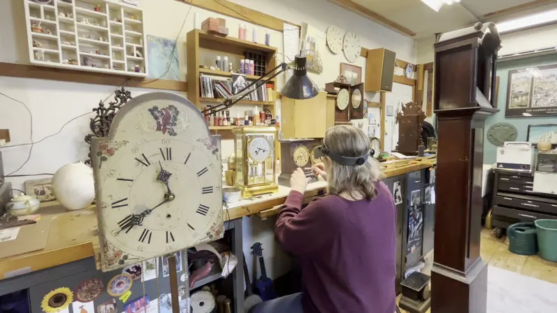 James Lea Clock and Barometer Repair, Clock Repair Service in Rockport