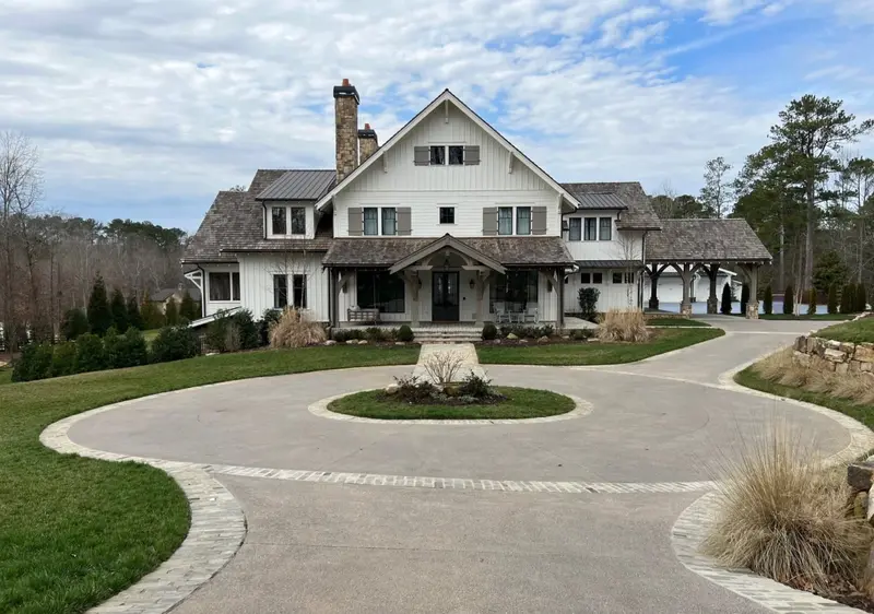 Concrete Solutions of Atlanta