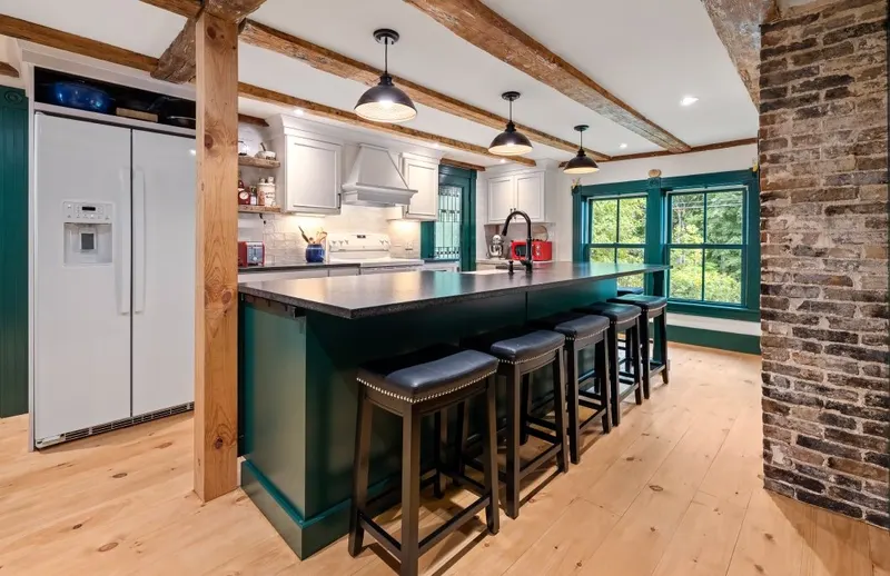 Foremost Builders, Remodeler in West Lebanon
