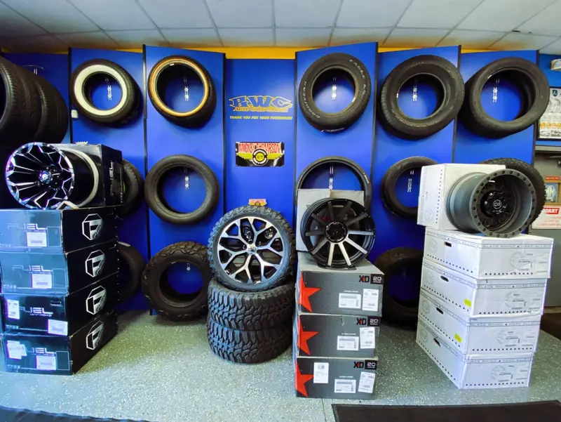 Big Wheels Customs, tire shop in Lafayette